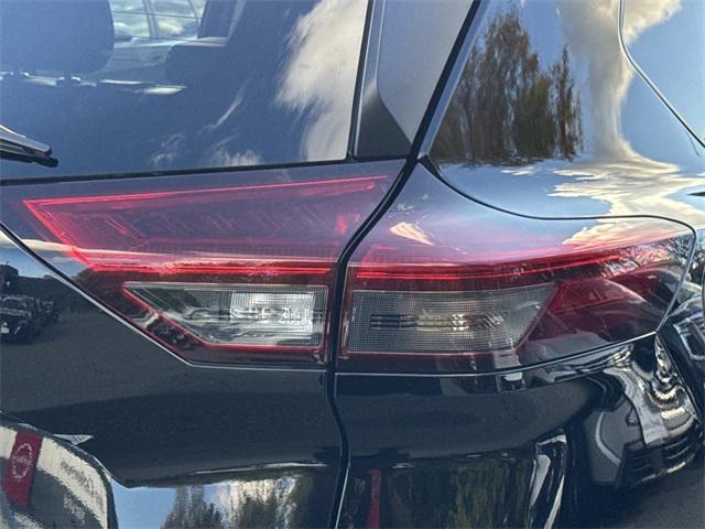 used 2022 Nissan Rogue car, priced at $19,497