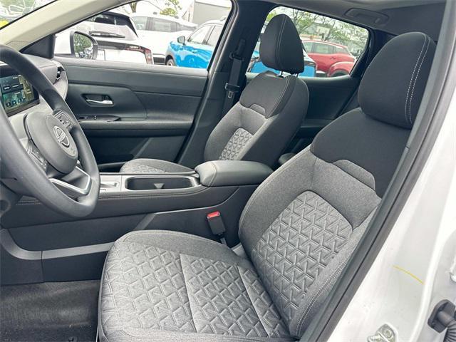 new 2025 Nissan Kicks car, priced at $26,812