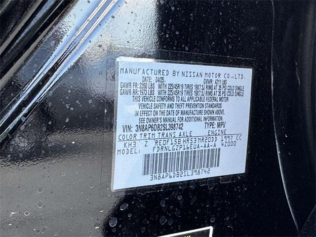 new 2025 Nissan Kicks car, priced at $28,643