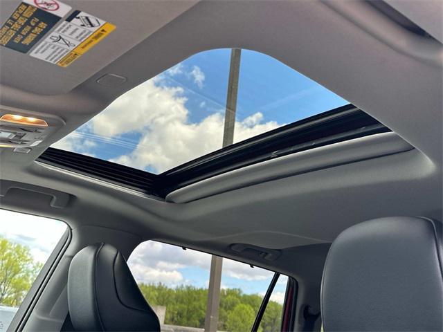 used 2023 Toyota Highlander car, priced at $36,885