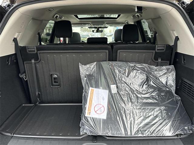new 2025 Nissan Pathfinder car, priced at $49,599