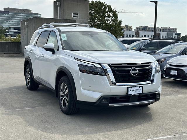 new 2025 Nissan Pathfinder car, priced at $43,106