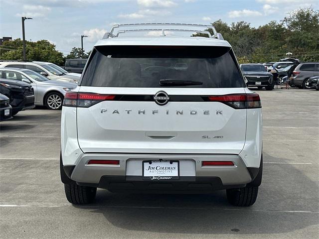 new 2025 Nissan Pathfinder car, priced at $43,106