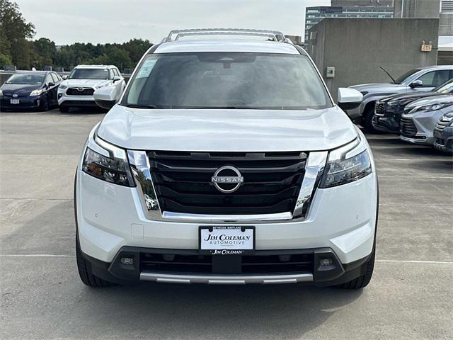 new 2025 Nissan Pathfinder car, priced at $43,106