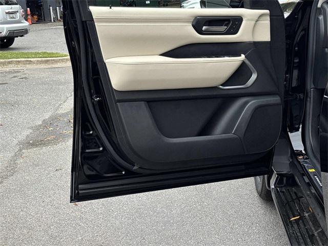 new 2026 Nissan Armada car, priced at $81,219