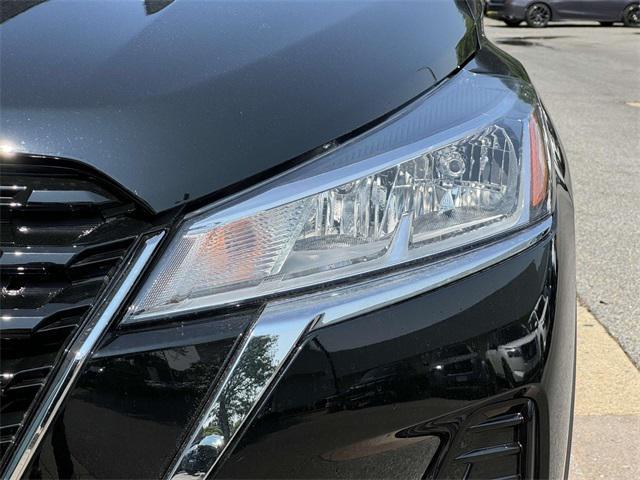 new 2025 Nissan Kicks car, priced at $23,157