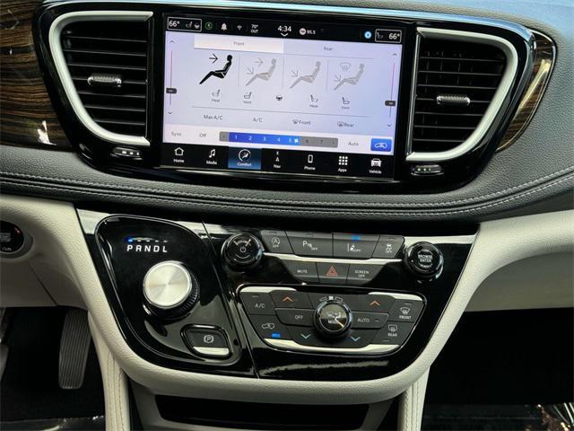 used 2023 Chrysler Pacifica car, priced at $27,525