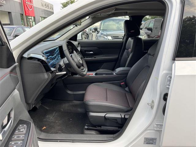 new 2025 Nissan Kicks car, priced at $30,456