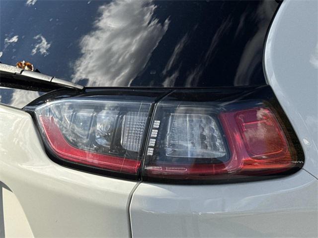 used 2019 Jeep Cherokee car, priced at $14,358