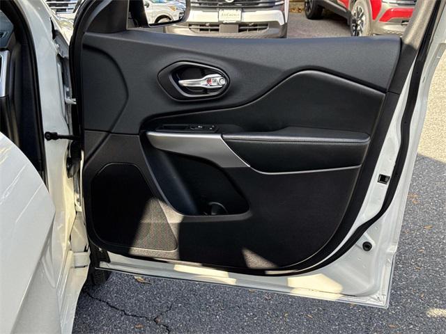 used 2019 Jeep Cherokee car, priced at $14,358