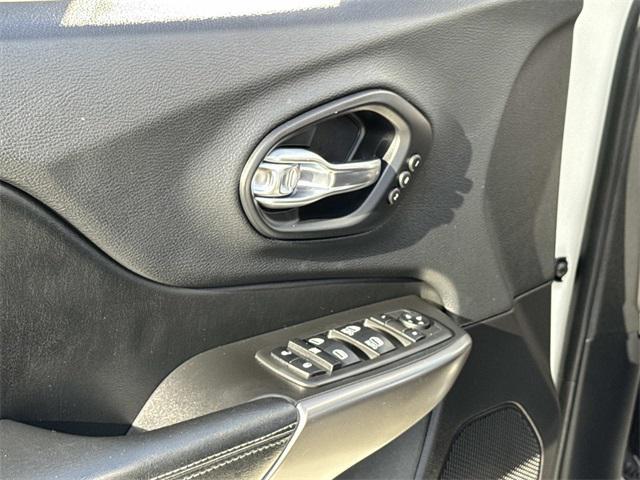 used 2019 Jeep Cherokee car, priced at $14,358