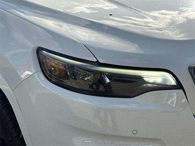 used 2019 Jeep Cherokee car, priced at $14,358