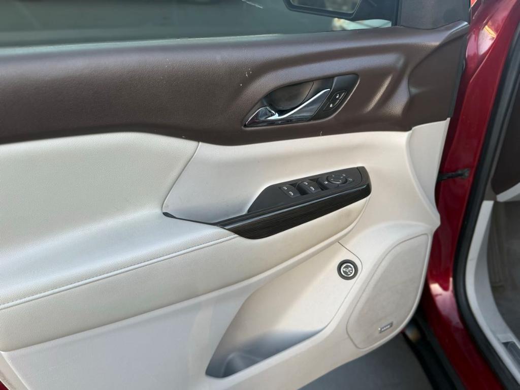 used 2018 GMC Acadia car, priced at $10,988