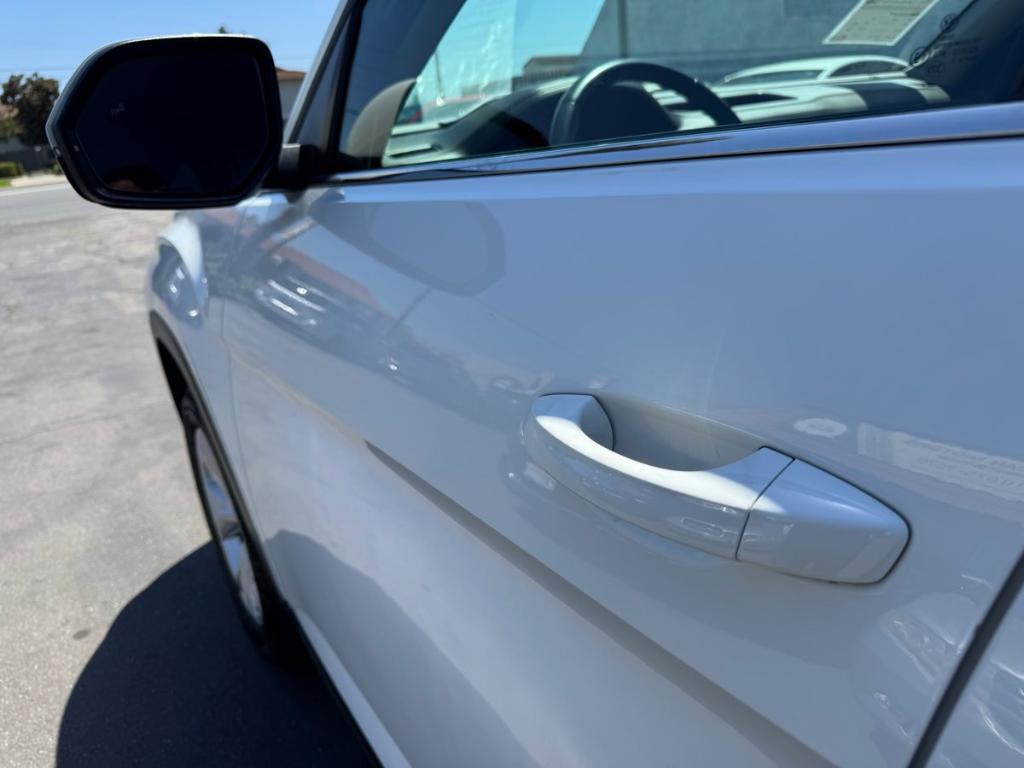 used 2018 Volkswagen Atlas car, priced at $13,988