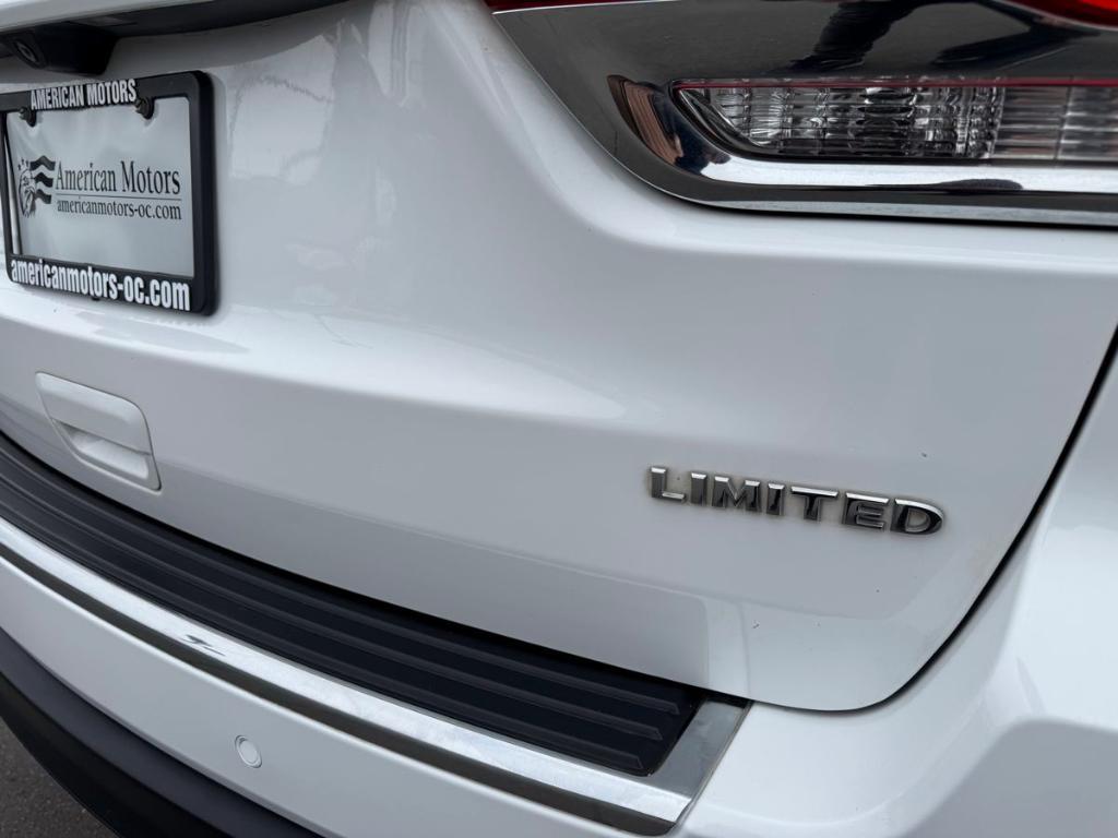used 2015 Jeep Grand Cherokee car, priced at $11,988
