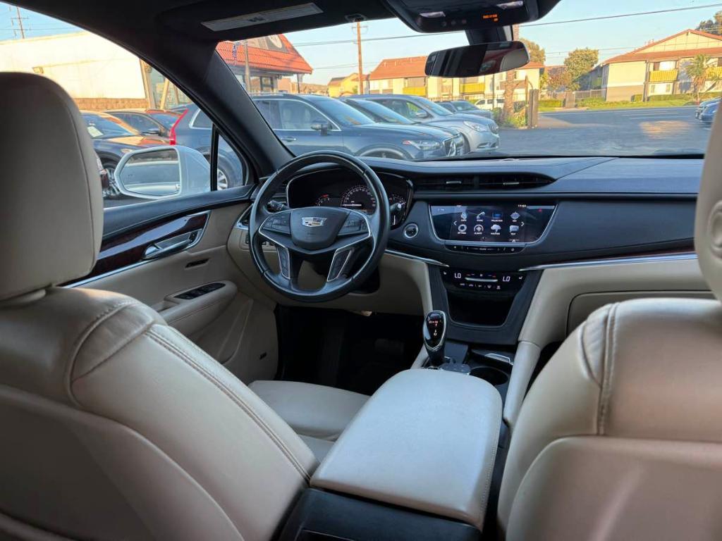 used 2017 Cadillac XT5 car, priced at $12,488
