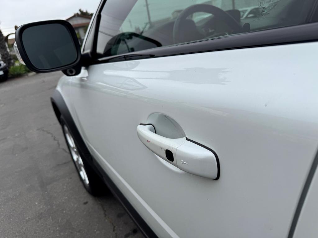 used 2016 Volvo XC70 car, priced at $11,988