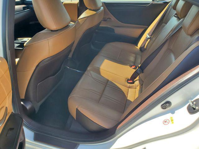 used 2019 Lexus ES 350 car, priced at $24,489