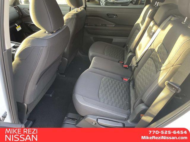 new 2025 Nissan Pathfinder car, priced at $33,252