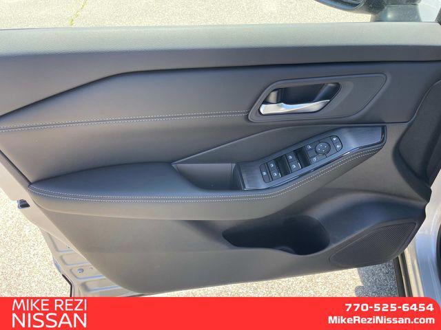 new 2025 Nissan Rogue car, priced at $30,698