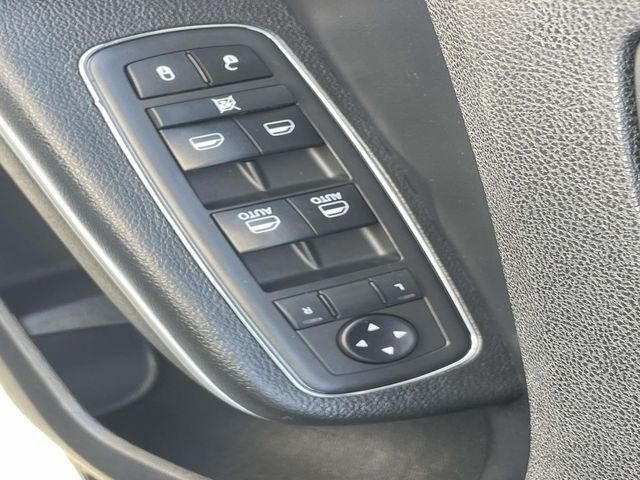 used 2019 Chrysler 300 car, priced at $18,989
