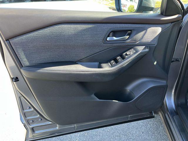 used 2023 Nissan Rogue car, priced at $21,989