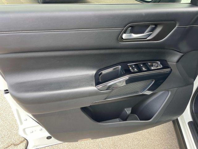 used 2022 Nissan Pathfinder car, priced at $27,989
