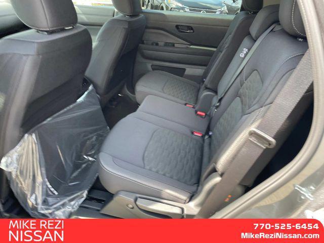 new 2025 Nissan Pathfinder car, priced at $40,570