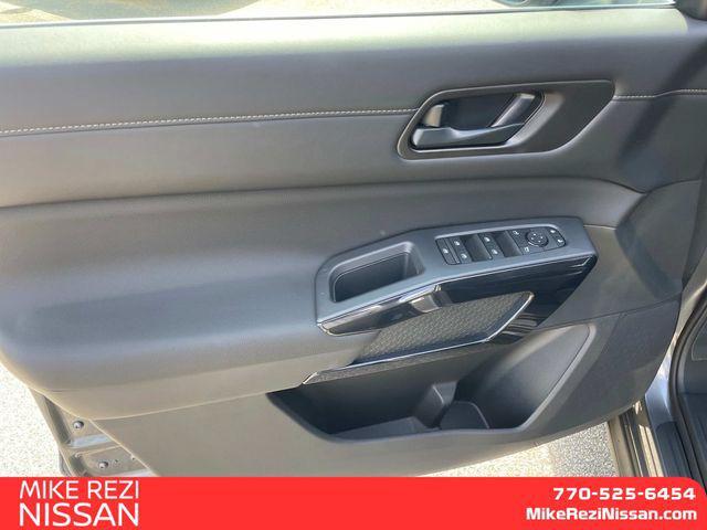 new 2025 Nissan Pathfinder car, priced at $40,570