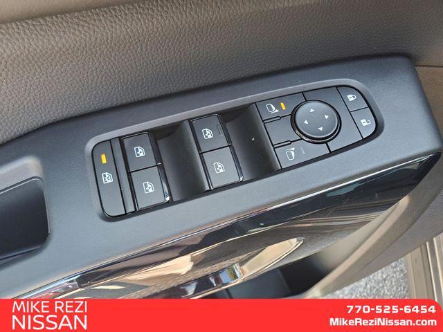 new 2025 Nissan Pathfinder car, priced at $33,781