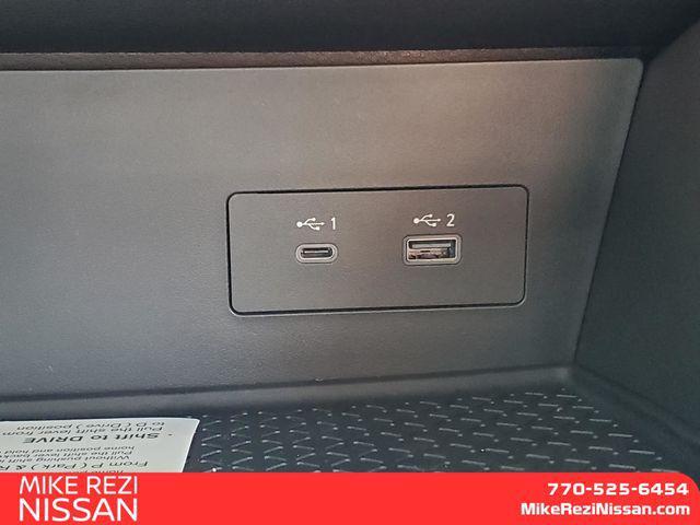 new 2025 Nissan Pathfinder car, priced at $33,781