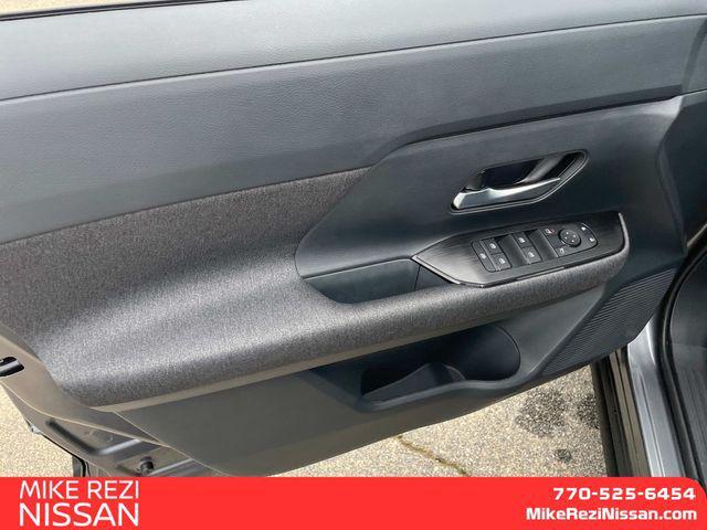new 2025 Nissan Kicks car, priced at $25,954