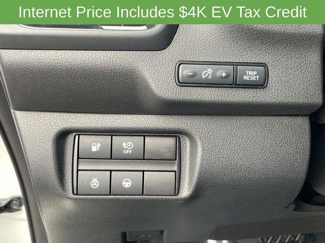 used 2022 Nissan Leaf car, priced at $12,916