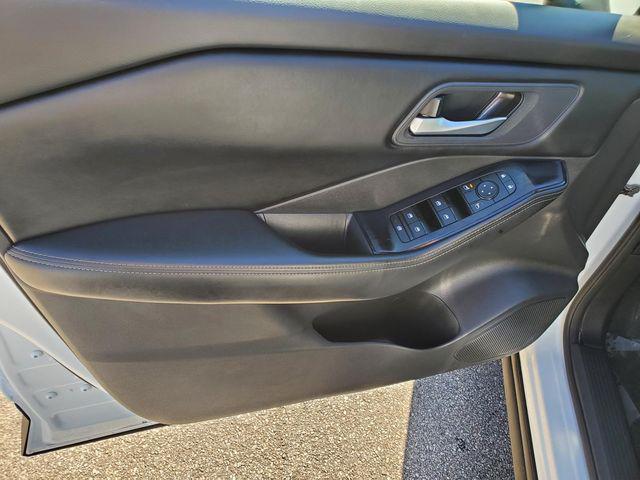 used 2024 Nissan Rogue car, priced at $21,886