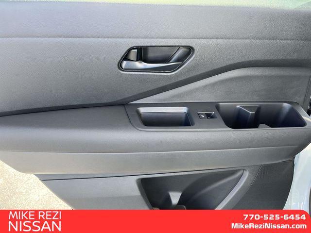 new 2025 Nissan Pathfinder car, priced at $41,005