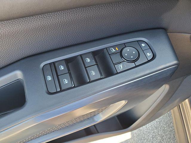 used 2025 Nissan Pathfinder car, priced at $39,988