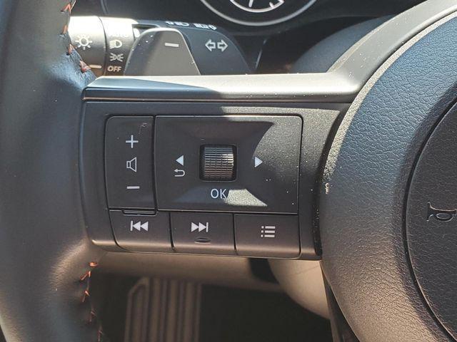 used 2025 Nissan Pathfinder car, priced at $39,988