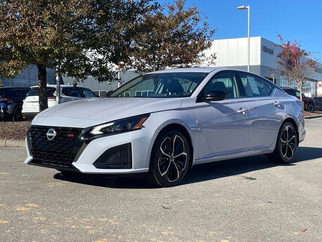 used 2023 Nissan Altima car, priced at $24,636