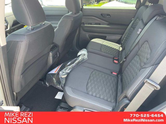 new 2025 Nissan Pathfinder car, priced at $38,770