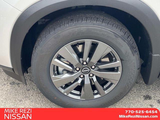 new 2025 Nissan Pathfinder car, priced at $40,570