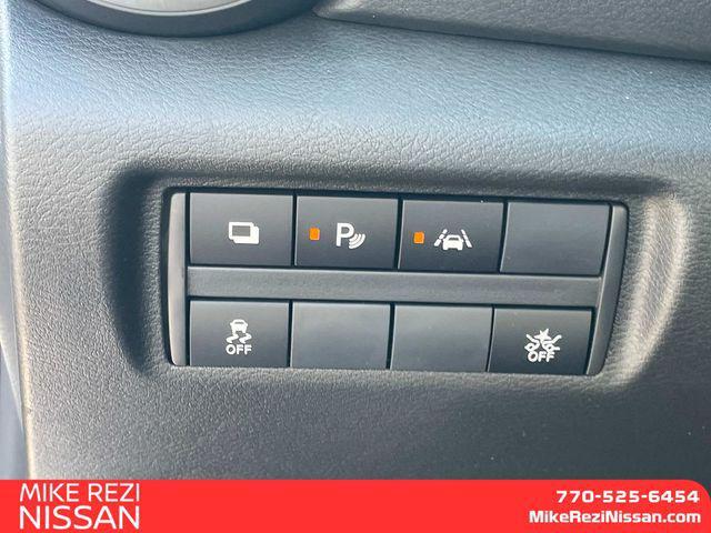 new 2025 Nissan Versa car, priced at $19,667