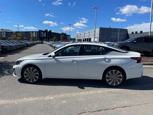 used 2023 Nissan Altima car, priced at $24,403