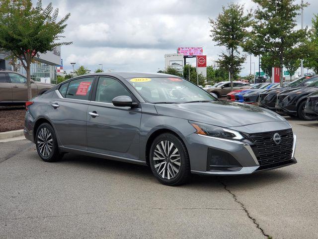 used 2023 Nissan Altima car, priced at $19,989