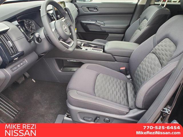 new 2025 Nissan Pathfinder car, priced at $35,720