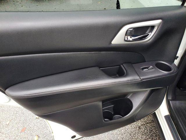 used 2020 Nissan Pathfinder car, priced at $14,888