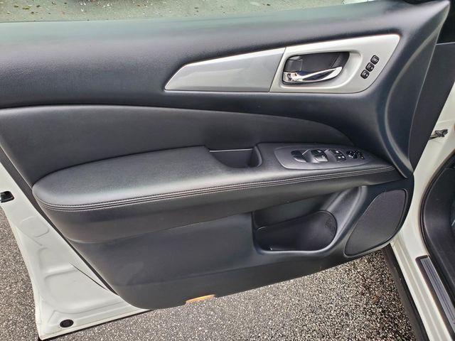 used 2020 Nissan Pathfinder car, priced at $14,888