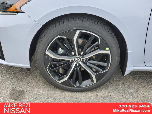 new 2025 Nissan Altima car, priced at $30,989