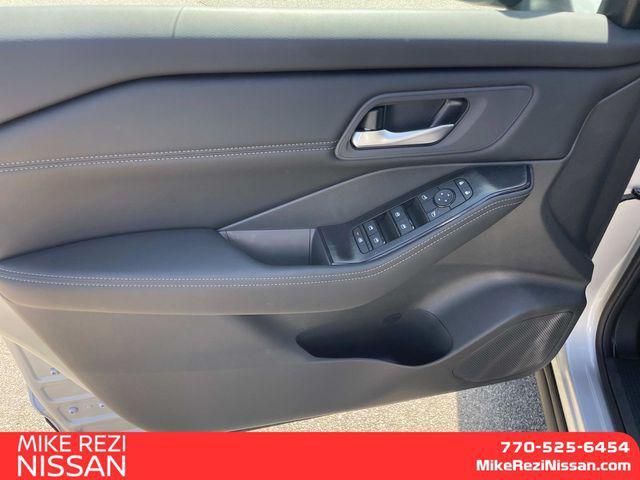 new 2025 Nissan Rogue car, priced at $32,028