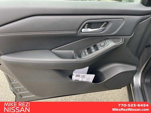 new 2025 Nissan Rogue car, priced at $32,028