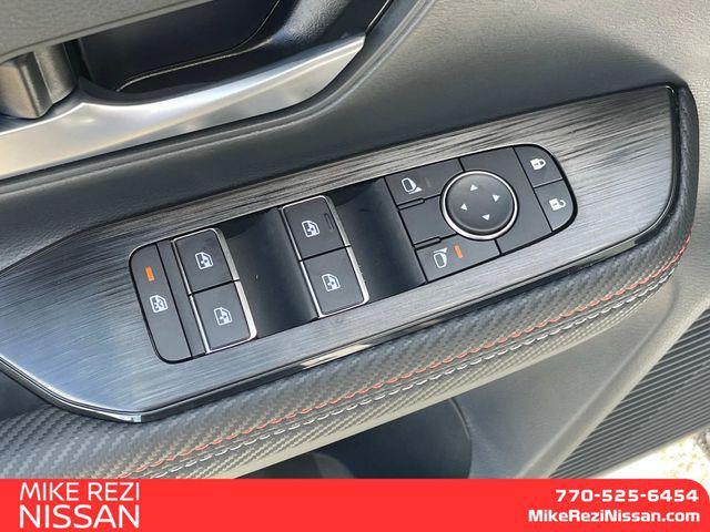 new 2025 Nissan Kicks car, priced at $27,781